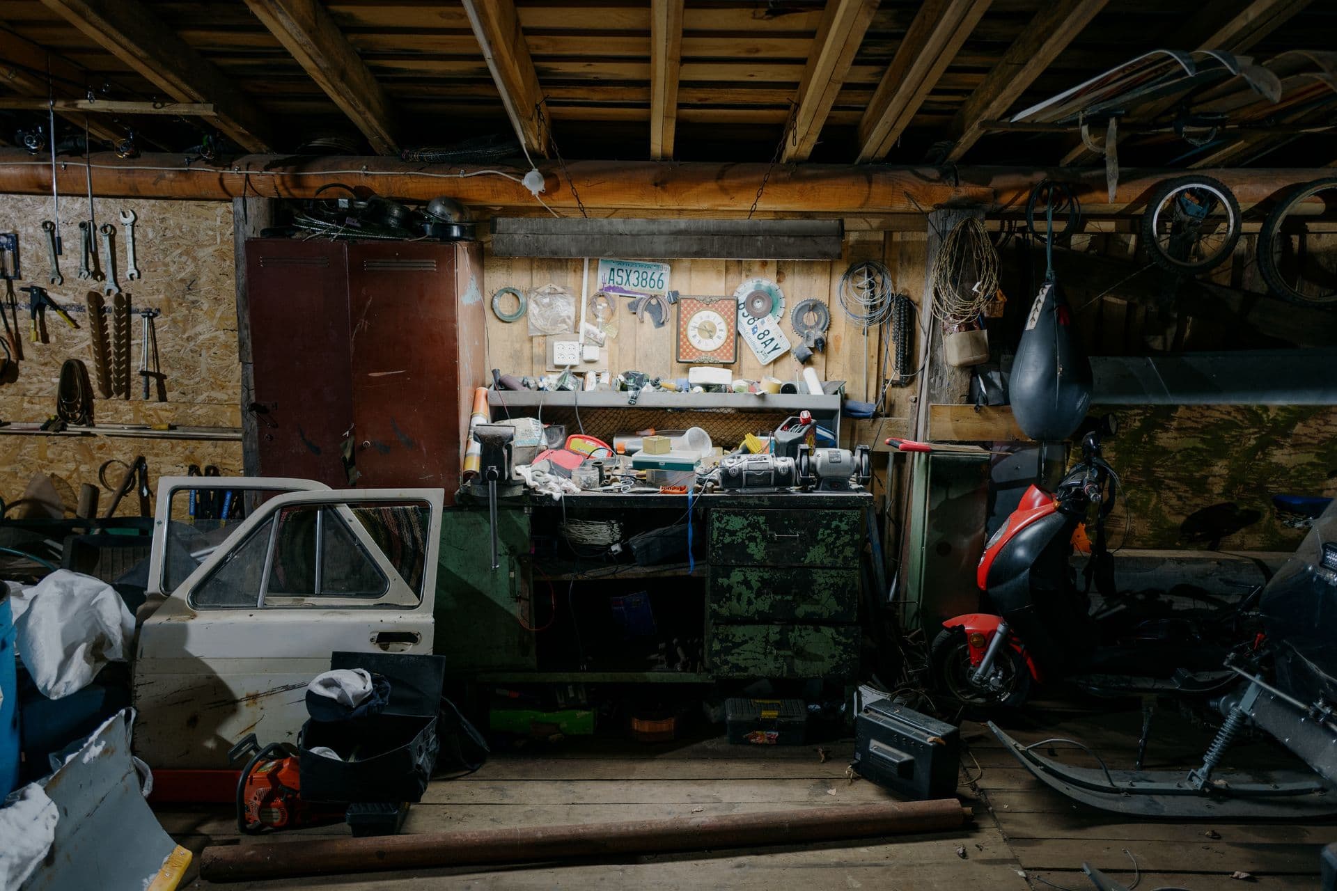 garage auto parts image